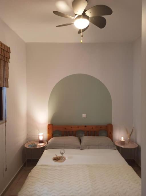 Cozy Apartment In The Heart Of Plaka Агиос-Николаос Экстерьер фото